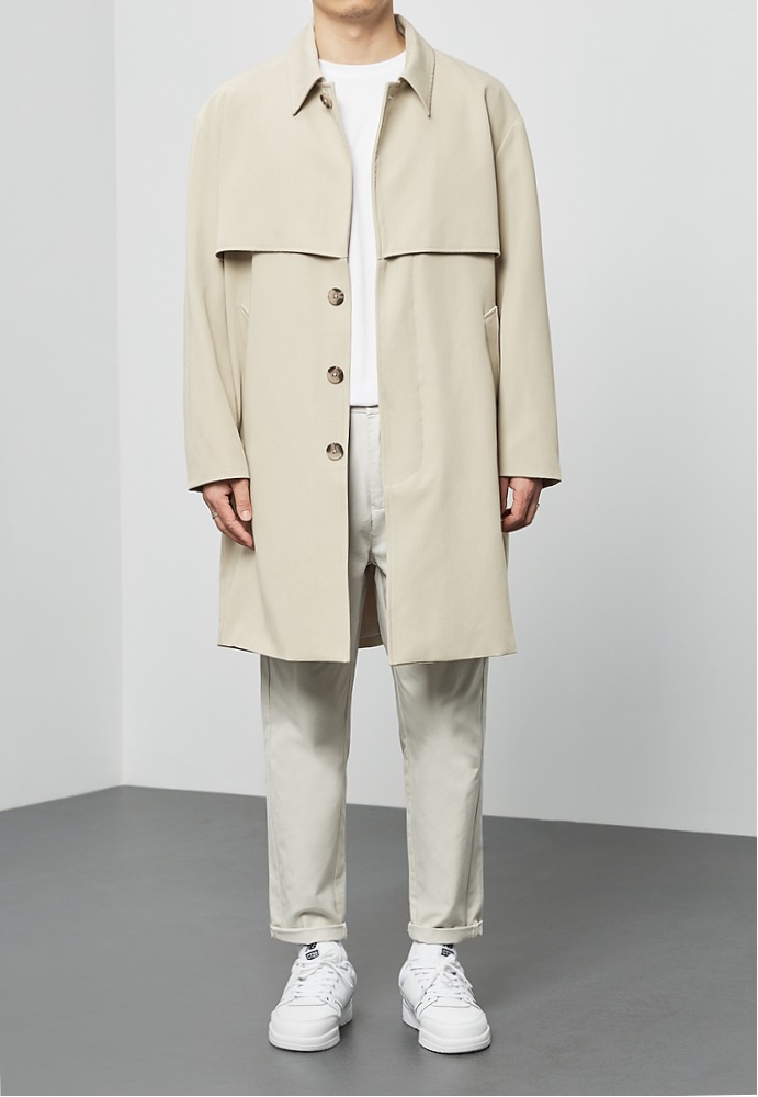 Austra2 ecru trenchcoat