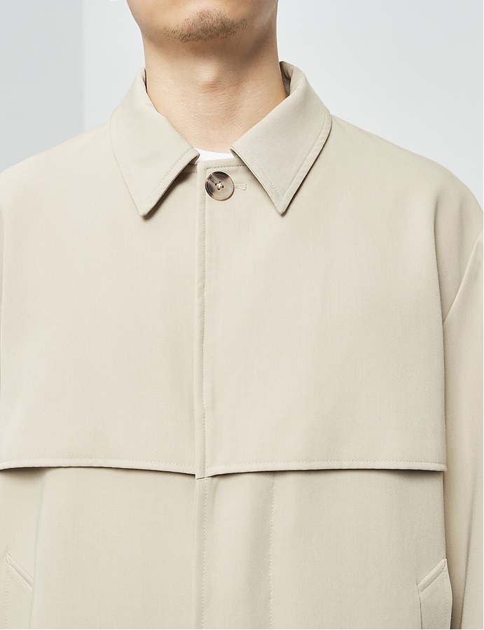 Austra2 ecru trenchcoat